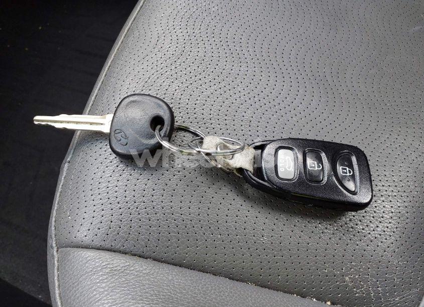 Photo 11 of 2013 Hyundai Elantra LIMITED (VIN 5NPDH4AE1DH285456)