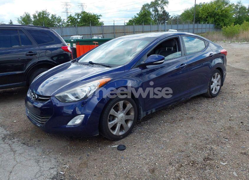 Photo 2 of 2013 Hyundai Elantra LIMITED (VIN 5NPDH4AE1DH285456)