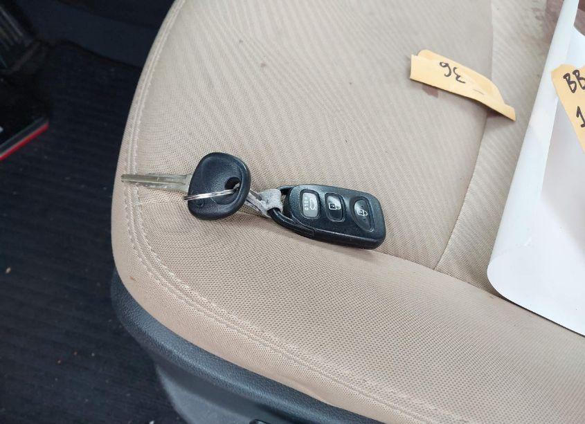 Photo 11 of 2013 Hyundai Elantra GLS (VIN 5NPDH4AE1DH286669)