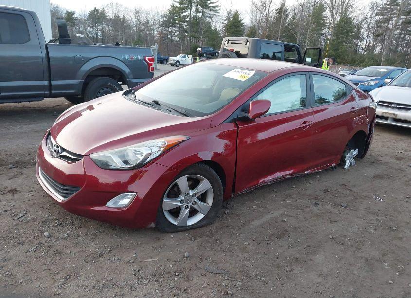 Photo 2 of 2013 Hyundai Elantra GLS (VIN 5NPDH4AE1DH286669)