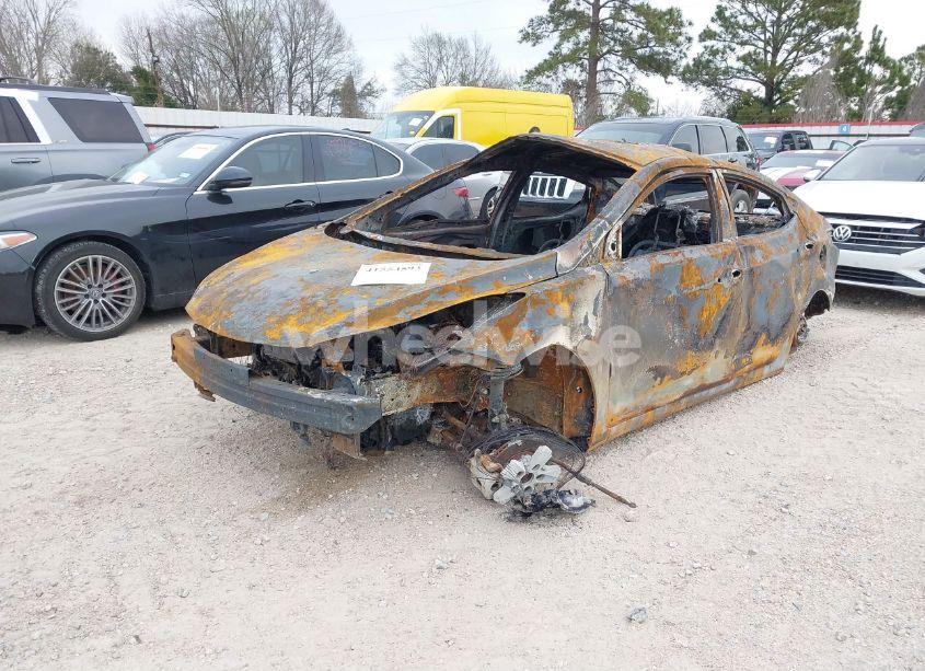 Photo 2 of 2013 Hyundai Elantra GLS (VIN 5NPDH4AE1DH287899)