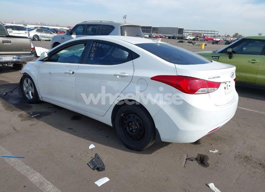 Photo 3 of 2013 Hyundai Elantra GLS (VIN 5NPDH4AE1DH305026)