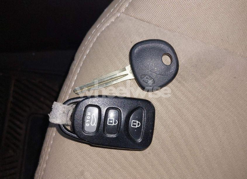 Photo 11 of 2013 Hyundai Elantra GLS (VIN 5NPDH4AE1DH305480)