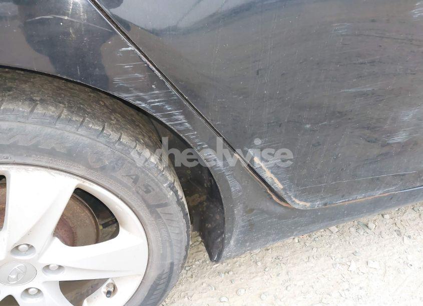 Photo 13 of 2013 Hyundai Elantra GLS (VIN 5NPDH4AE1DH305480)