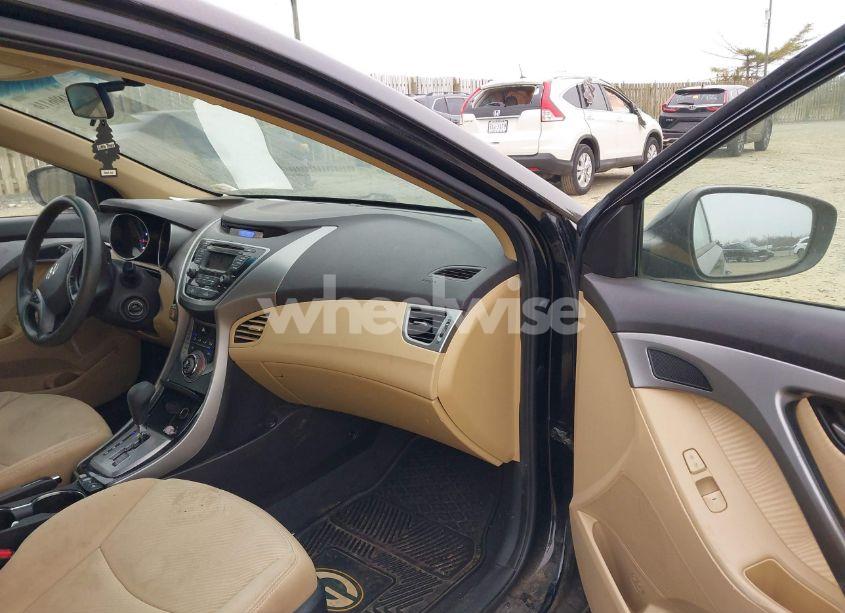 Photo 5 of 2013 Hyundai Elantra GLS (VIN 5NPDH4AE1DH305480)