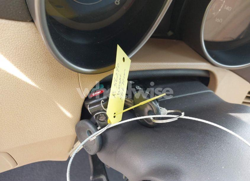 Photo 11 of 2013 Hyundai Elantra GLS (VIN 5NPDH4AE1DH310307)