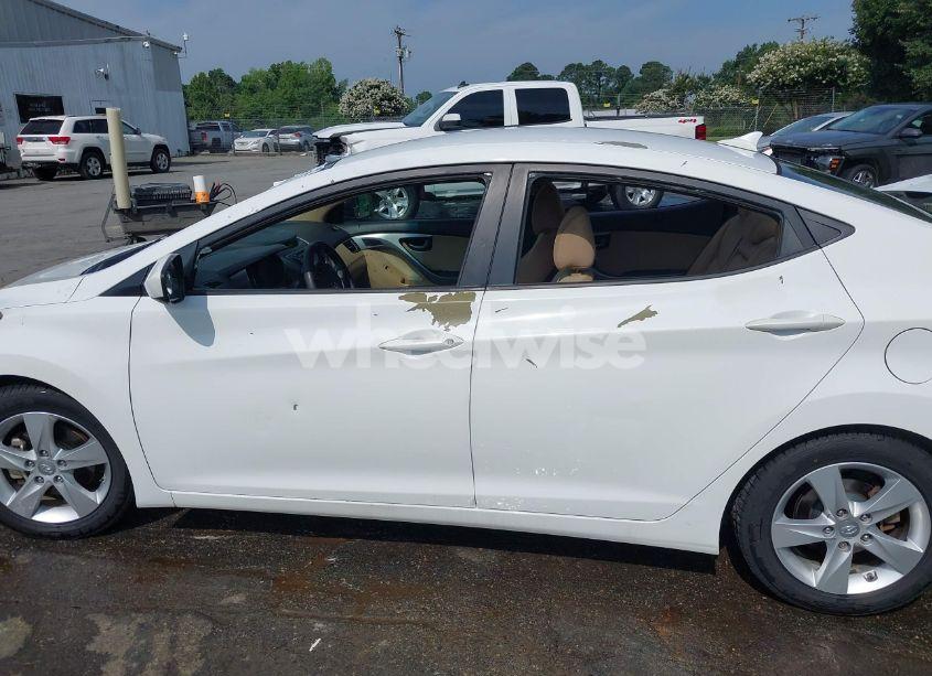 Photo 14 of 2013 Hyundai Elantra GLS (VIN 5NPDH4AE1DH310307)