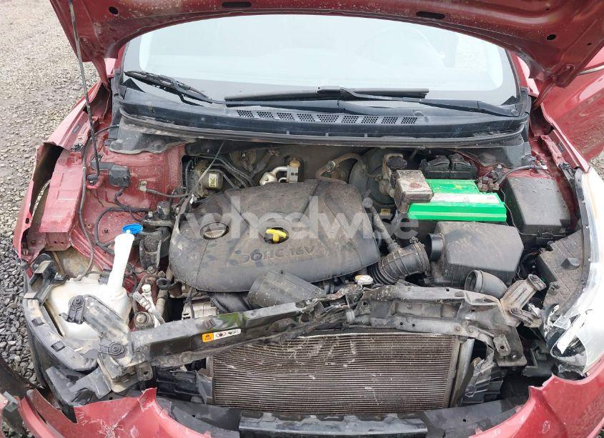 Photo 10 of 2013 Hyundai Elantra LIMITED (VIN 5NPDH4AE1DH320027)