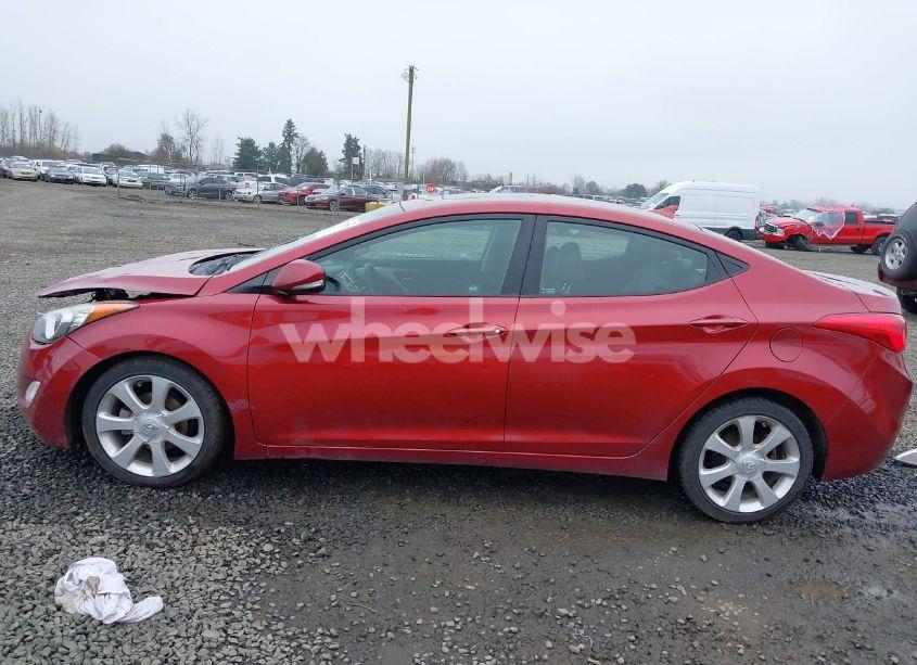 Photo 15 of 2013 Hyundai Elantra LIMITED (VIN 5NPDH4AE1DH320027)