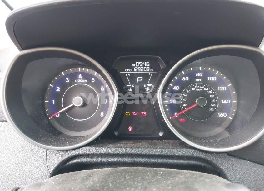 Photo 7 of 2013 Hyundai Elantra LIMITED (VIN 5NPDH4AE1DH320027)