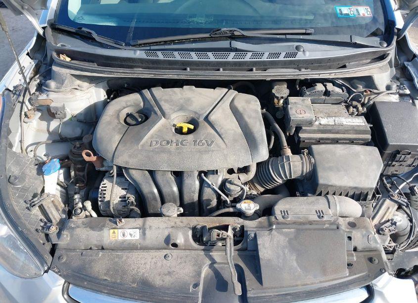 Photo 10 of 2013 Hyundai Elantra GLS (VIN 5NPDH4AE1DH320531)