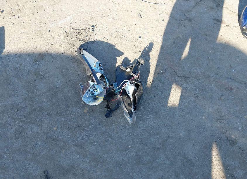 Photo 12 of 2013 Hyundai Elantra GLS (VIN 5NPDH4AE1DH320531)