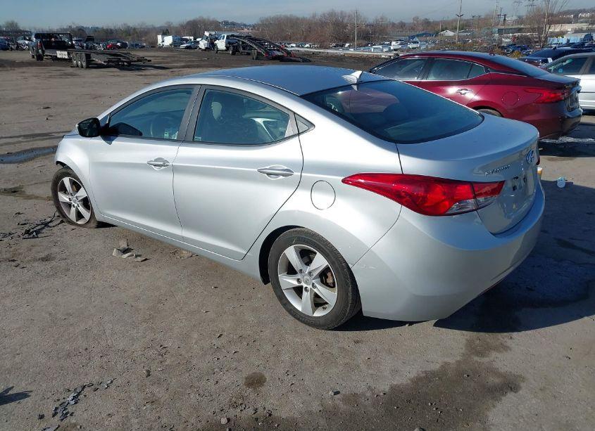 Photo 3 of 2013 Hyundai Elantra GLS (VIN 5NPDH4AE1DH320531)