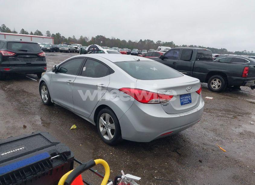 Photo 3 of 2013 Hyundai Elantra GLS (VIN 5NPDH4AE1DH349995)