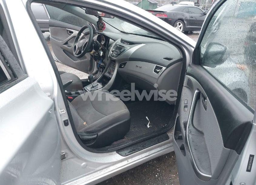 Photo 5 of 2013 Hyundai Elantra GLS (VIN 5NPDH4AE1DH349995)