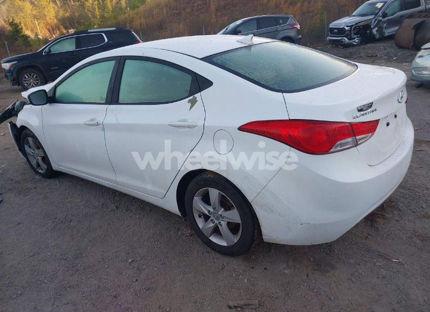 Photo 3 of 2013 Hyundai Elantra GLS (VIN 5NPDH4AE1DH357062)