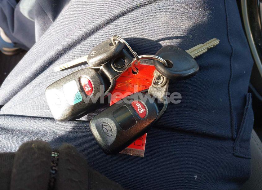 Photo 11 of 2013 Hyundai Elantra GLS (VIN 5NPDH4AE1DH363315)