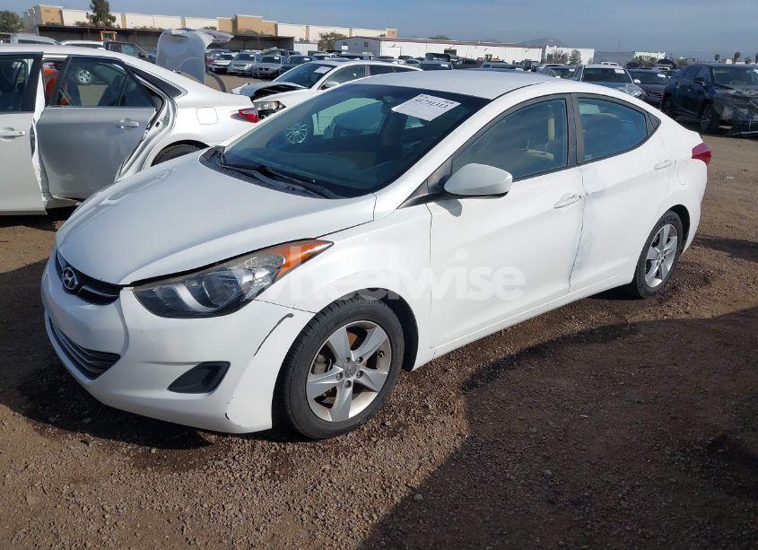 Photo 2 of 2013 Hyundai Elantra GLS (VIN 5NPDH4AE1DH364416)