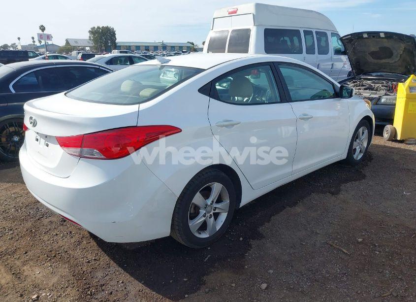Photo 4 of 2013 Hyundai Elantra GLS (VIN 5NPDH4AE1DH364416)