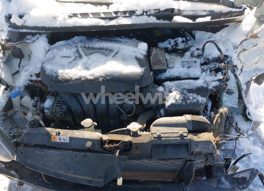 Photo 10 of 2013 Hyundai Elantra GLS (VIN 5NPDH4AE1DH369387)