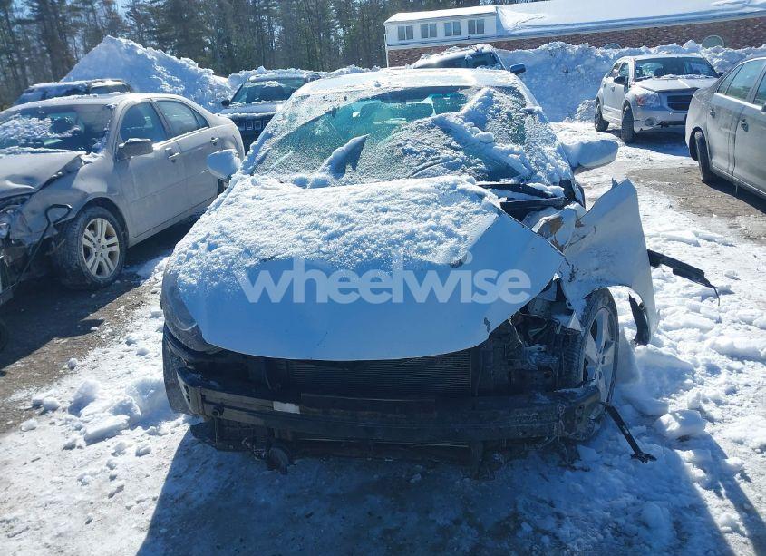 Photo 13 of 2013 Hyundai Elantra GLS (VIN 5NPDH4AE1DH369387)