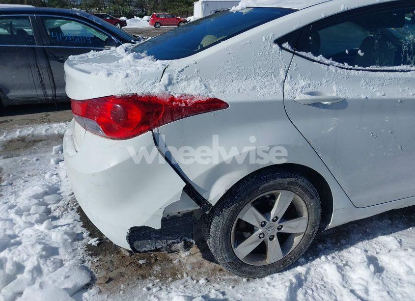Photo 14 of 2013 Hyundai Elantra GLS (VIN 5NPDH4AE1DH369387)