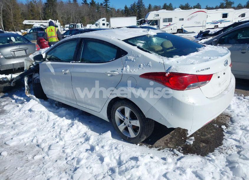 Photo 3 of 2013 Hyundai Elantra GLS (VIN 5NPDH4AE1DH369387)