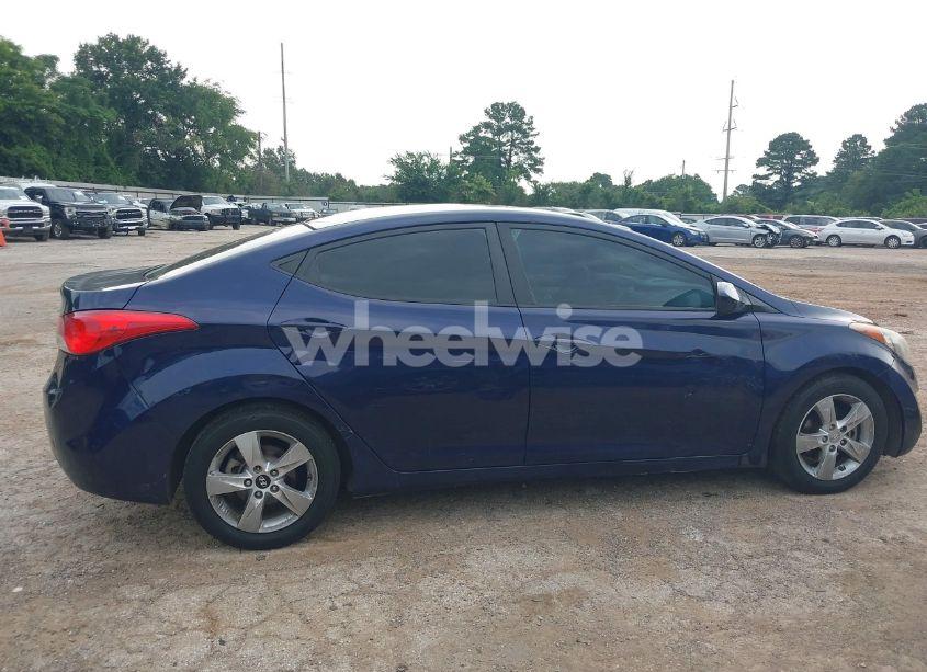 Photo 12 of 2013 Hyundai Elantra GLS (VIN 5NPDH4AE1DH369678)