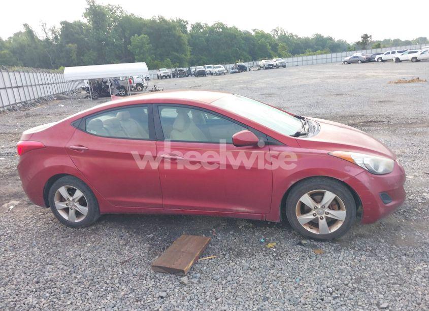 Photo 13 of 2013 Hyundai Elantra GLS (VIN 5NPDH4AE1DH376078)