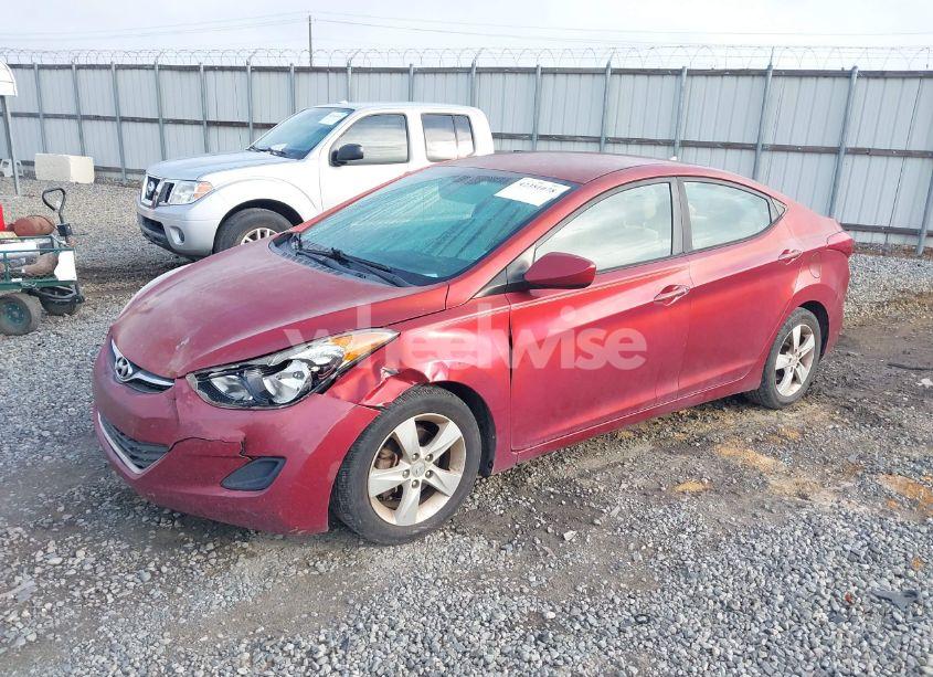 Photo 2 of 2013 Hyundai Elantra GLS (VIN 5NPDH4AE1DH376078)