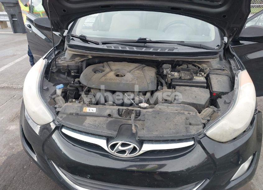 Photo 10 of 2013 Hyundai Elantra GLS (VIN 5NPDH4AE1DH385623)