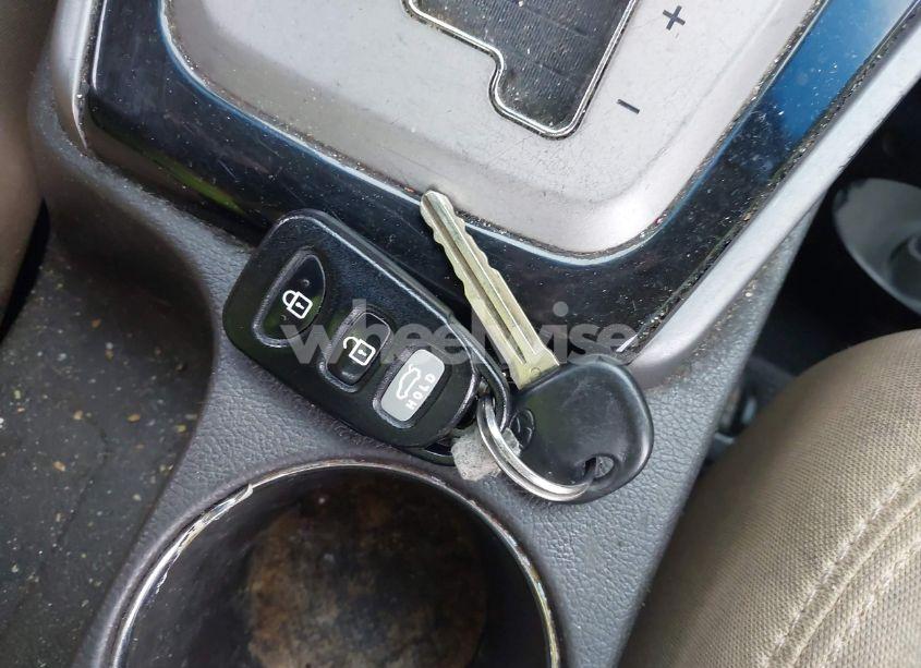 Photo 11 of 2013 Hyundai Elantra GLS (VIN 5NPDH4AE1DH385623)