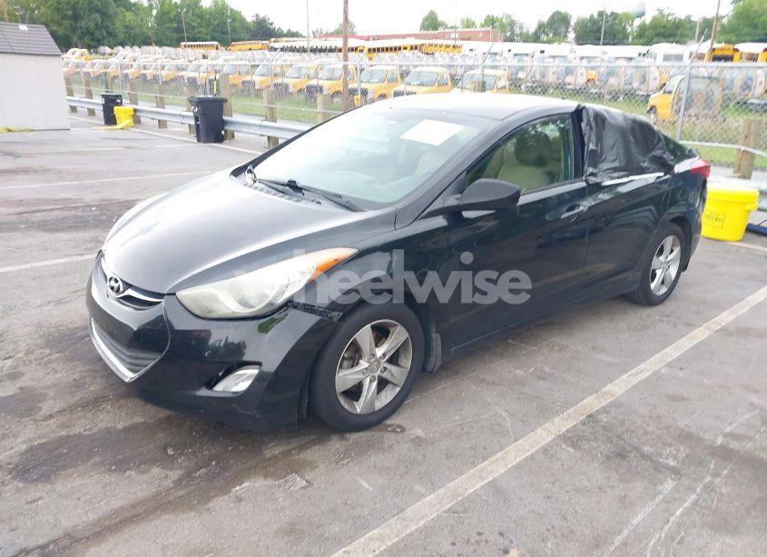 Photo 2 of 2013 Hyundai Elantra GLS (VIN 5NPDH4AE1DH385623)