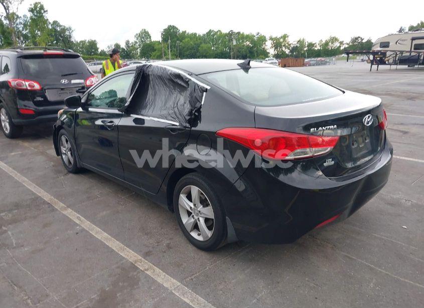 Photo 3 of 2013 Hyundai Elantra GLS (VIN 5NPDH4AE1DH385623)
