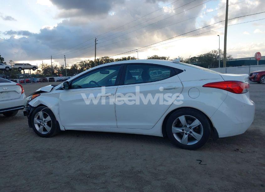 Photo 15 of 2013 Hyundai Elantra GLS (VIN 5NPDH4AE1DH397660)