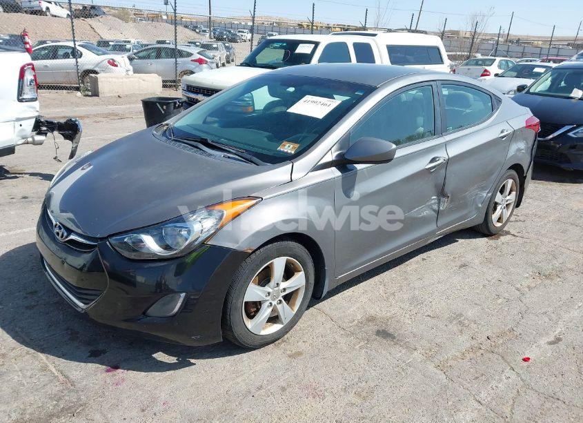 Photo 4 of 2013 Hyundai Elantra GLS (VIN 5NPDH4AE1DH401450)
