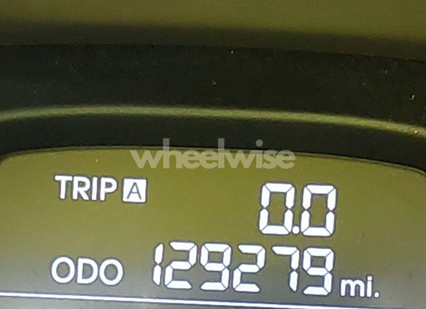 Photo 14 of 2013 Hyundai Elantra LIMITED (VIN 5NPDH4AE1DH404879)