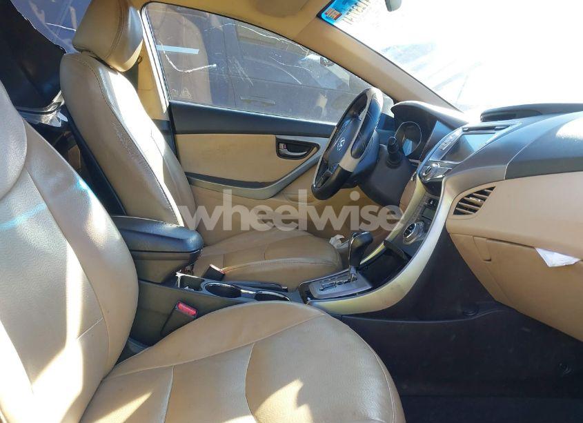 Photo 5 of 2013 Hyundai Elantra LIMITED (VIN 5NPDH4AE1DH404879)