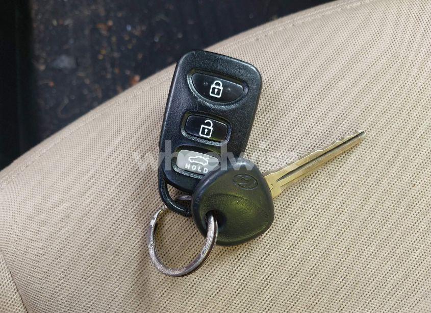 Photo 11 of 2013 Hyundai Elantra GLS (VIN 5NPDH4AE1DH407717)