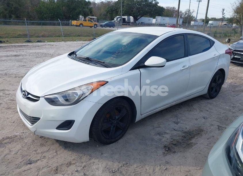 Photo 2 of 2013 Hyundai Elantra GLS (VIN 5NPDH4AE1DH407717)