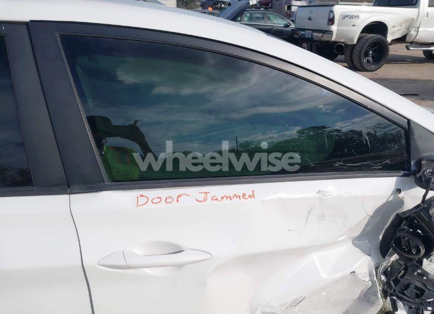 Photo 5 of 2013 Hyundai Elantra GLS (VIN 5NPDH4AE1DH407717)