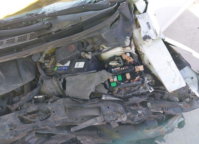 Photo 12 of 2013 Hyundai Elantra GLS/LIMITED (VIN 5NPDH4AE1DH408737)