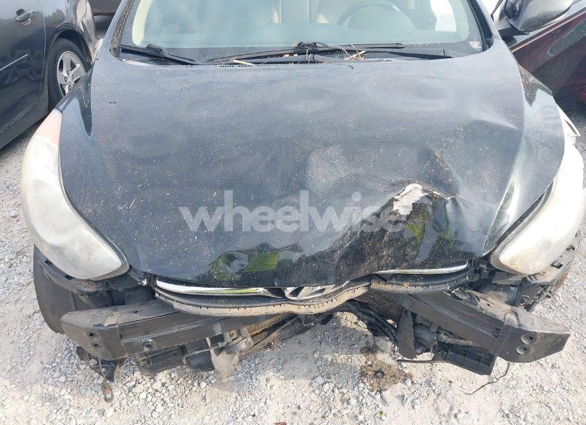 Photo 6 of 2013 Hyundai Elantra LIMITED (VIN 5NPDH4AE1DH415980)