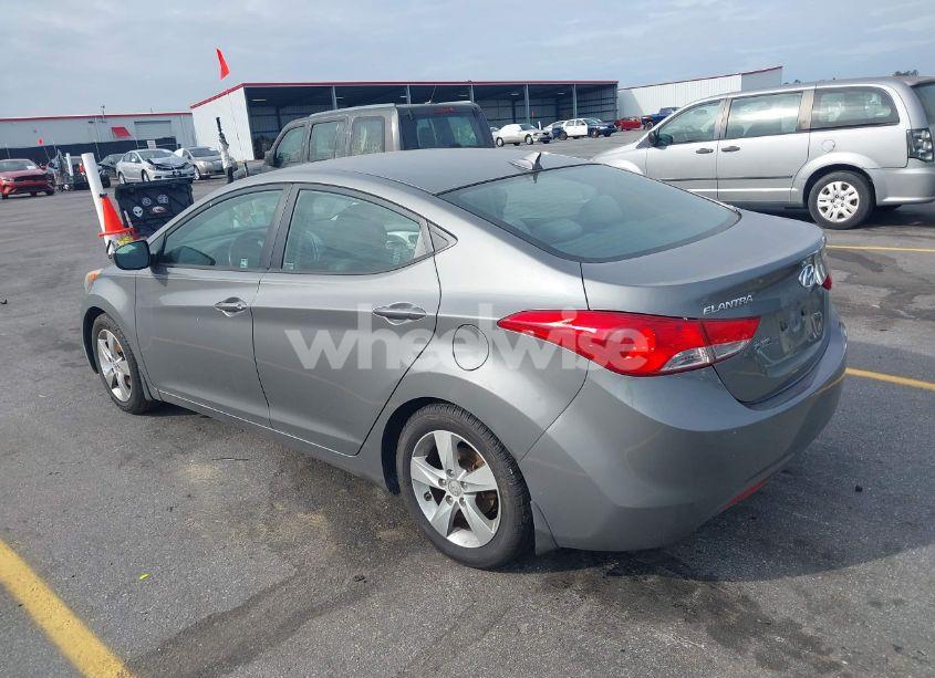 Photo 3 of 2013 Hyundai Elantra GLS (VIN 5NPDH4AE1DH419205)