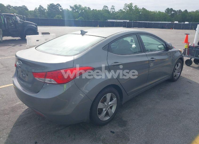 Photo 4 of 2013 Hyundai Elantra GLS (VIN 5NPDH4AE1DH419205)