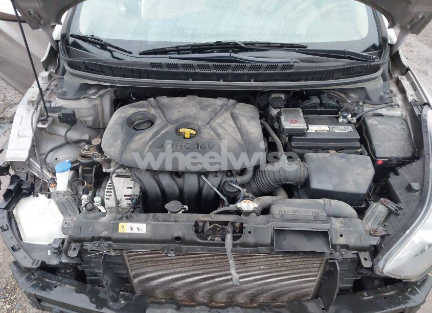 Photo 10 of 2013 Hyundai Elantra GLS (VIN 5NPDH4AE1DH428115)