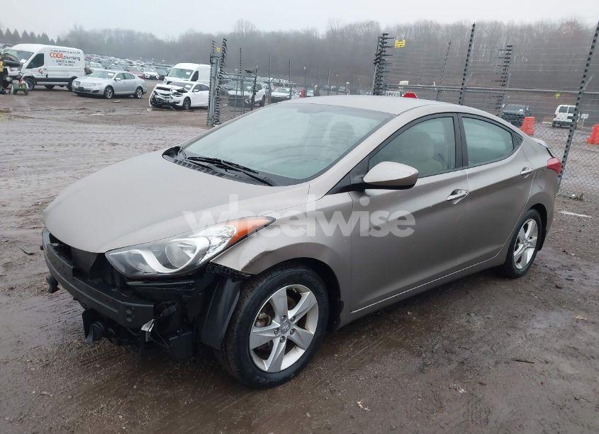 Photo 2 of 2013 Hyundai Elantra GLS (VIN 5NPDH4AE1DH428115)