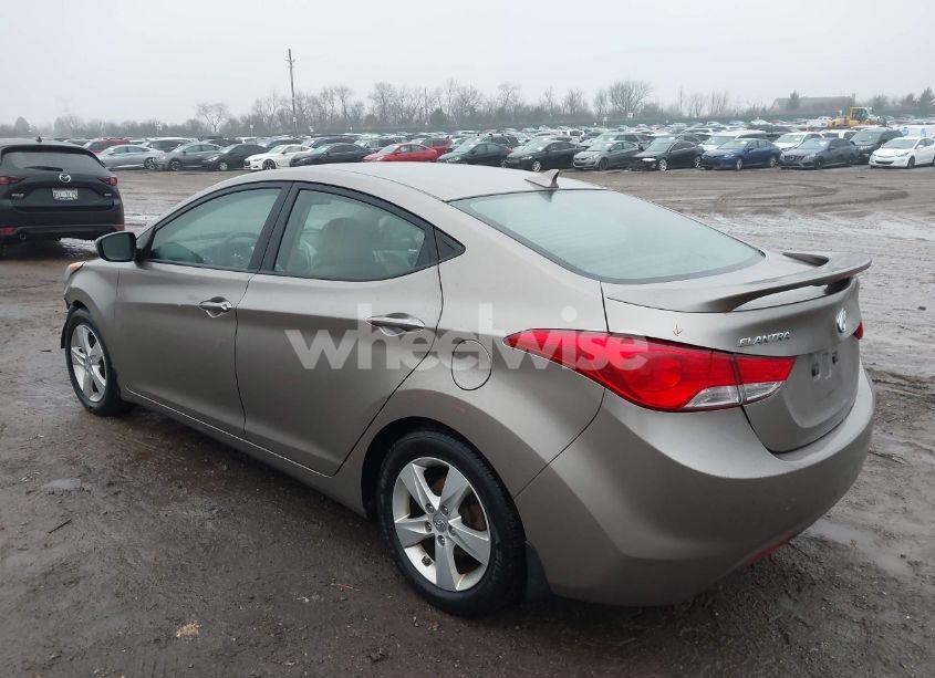 Photo 3 of 2013 Hyundai Elantra GLS (VIN 5NPDH4AE1DH428115)