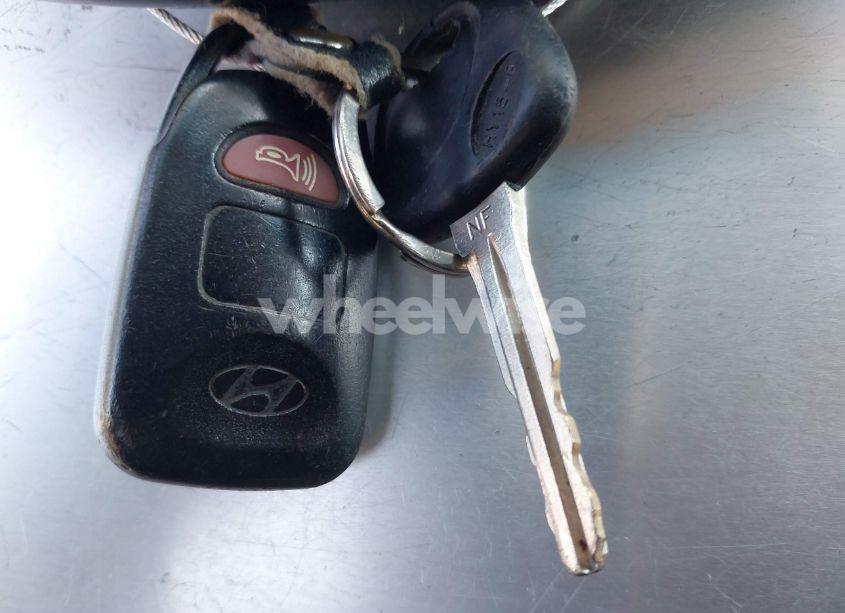 Photo 11 of 2013 Hyundai Elantra LIMITED (VIN 5NPDH4AE1DH429331)