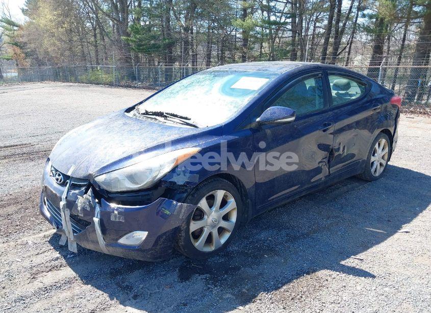 Photo 2 of 2013 Hyundai Elantra LIMITED (VIN 5NPDH4AE1DH429331)